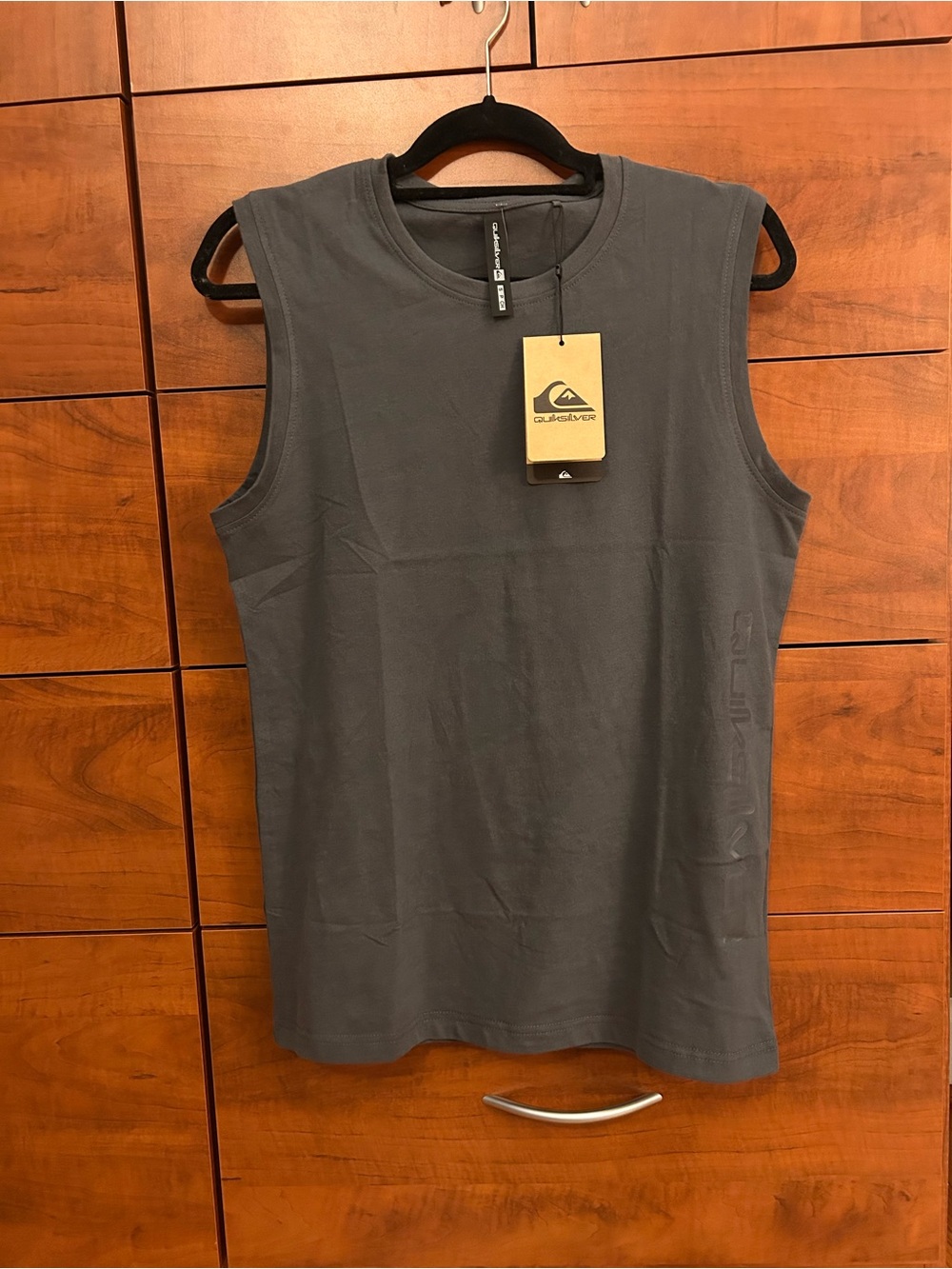 Quiksilver Men's Sleeveless Tank Top in Charcoal Gray